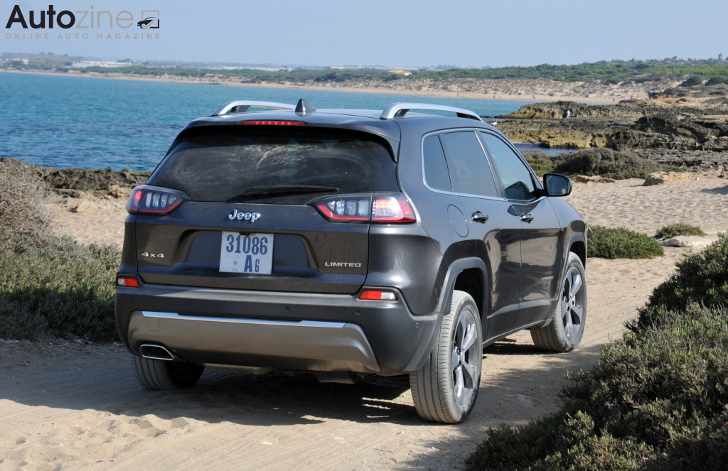 Jeep Cherokee (Schuin achter)