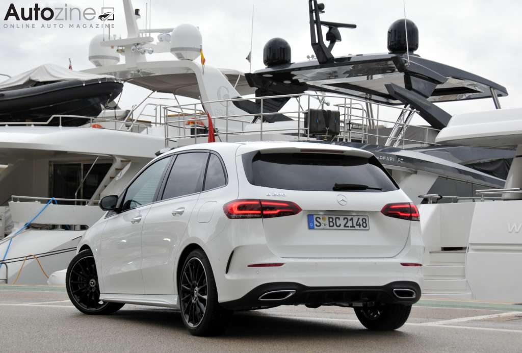 Mercedes-Benz B-Klasse (Driekwart achter)