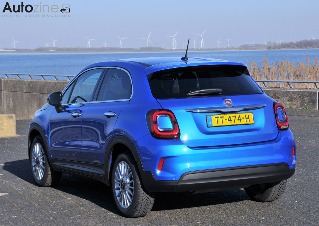 Fiat 500X (Schuin achter)