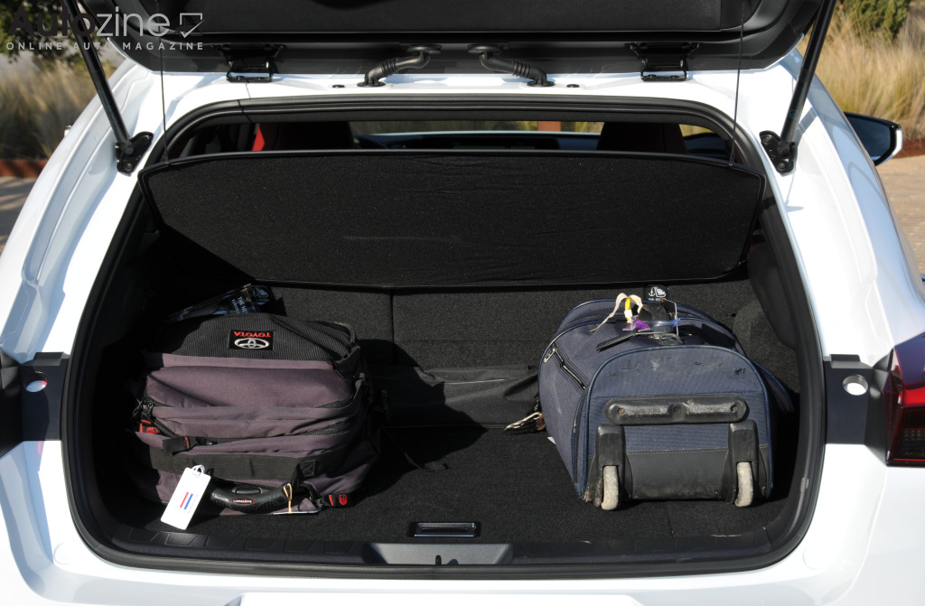 Lexus UX (Bagageruimte)