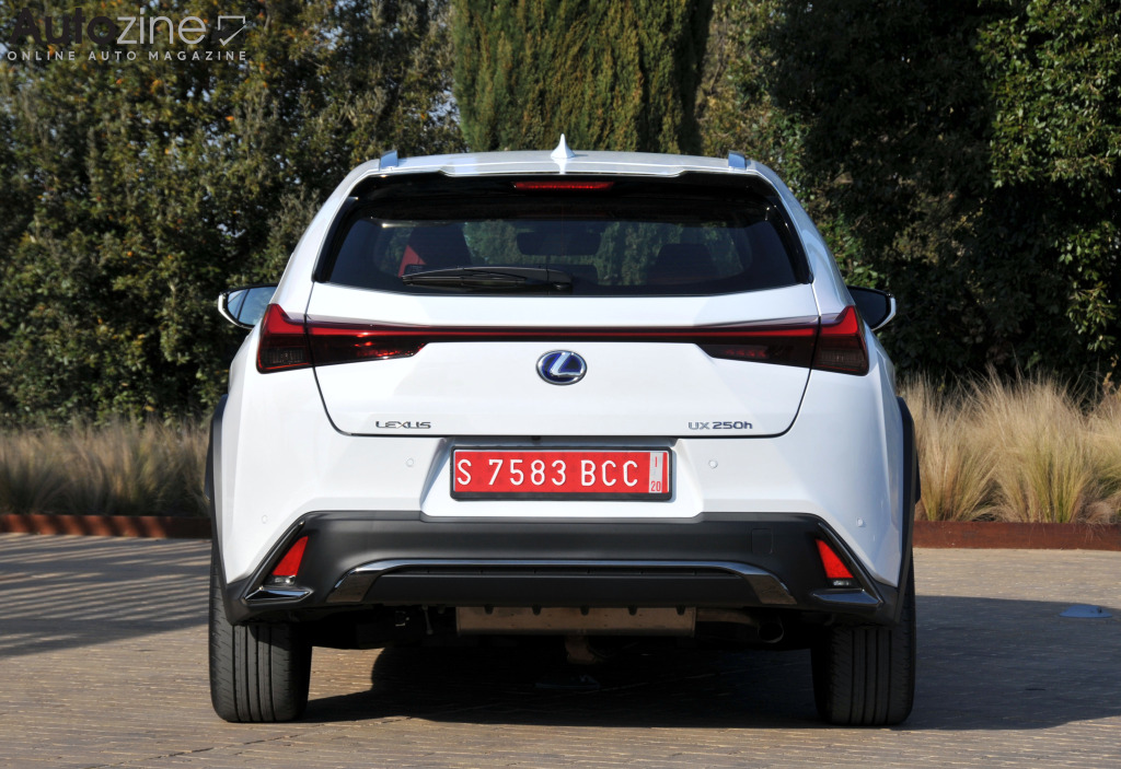 Lexus UX (Recht achter)