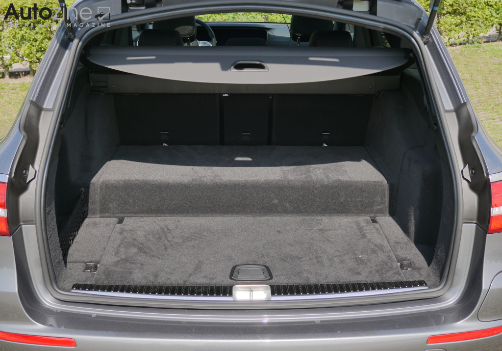 Mercedes-Benz E300de (Bagageruimte)