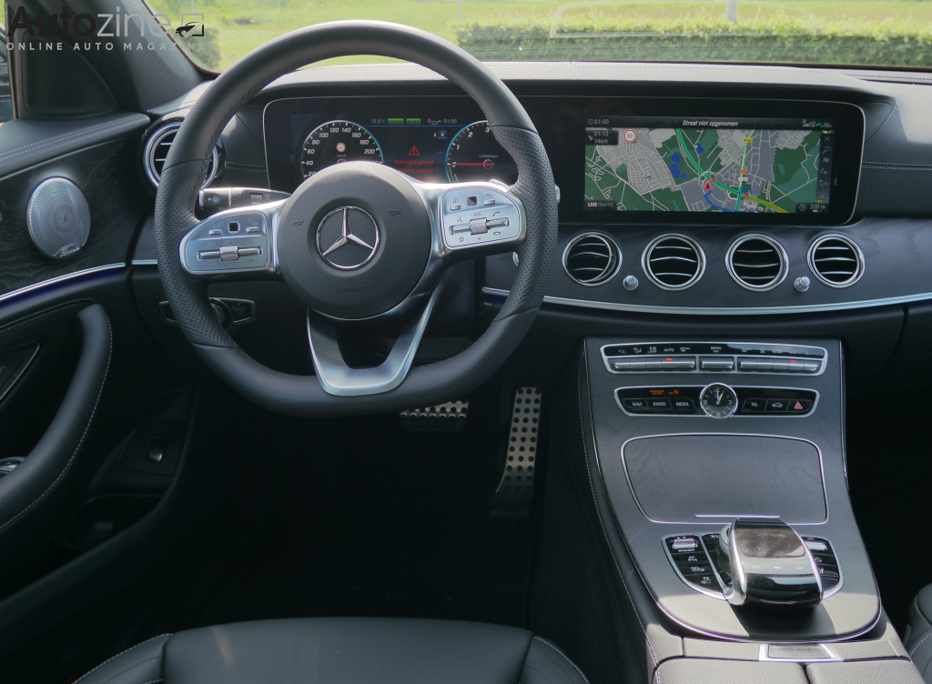 Mercedes-Benz E300de (Interieur)