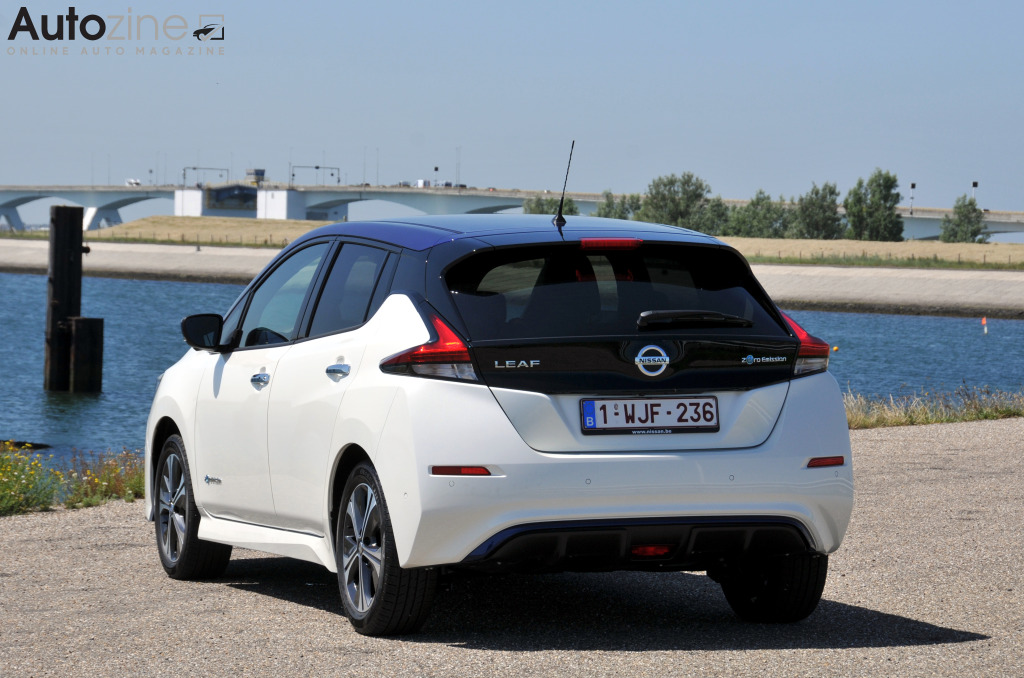 Nissan LEAF e+ (Schuin achter)