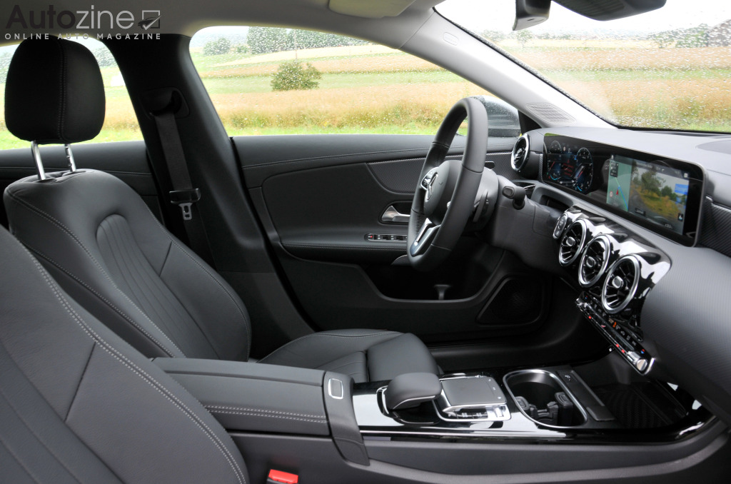 Mercedes-Benz CLA Shooting Brake (Interieur doorkijk)