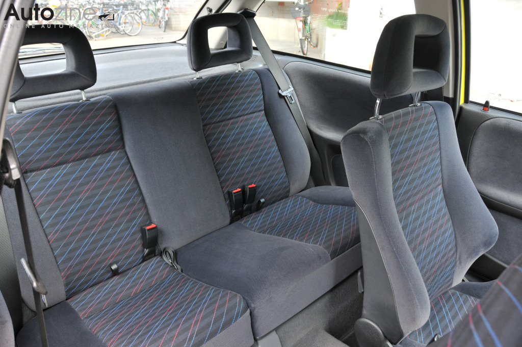 Opel Astra (1991 - 1998) (Achterin)