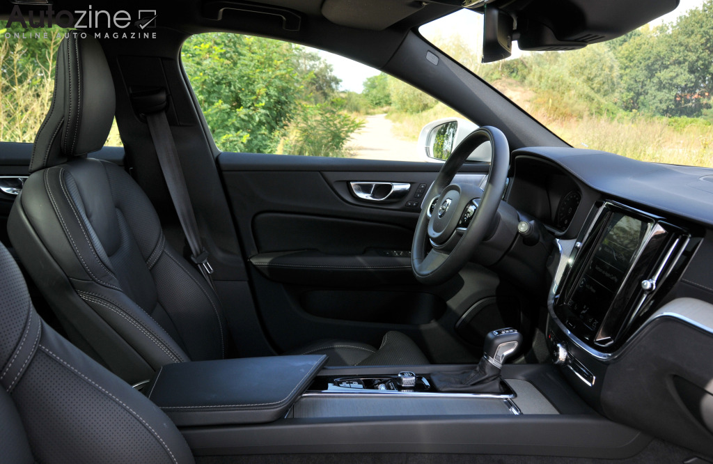 Volvo V60 Cross Country (Interieur doorkijk)