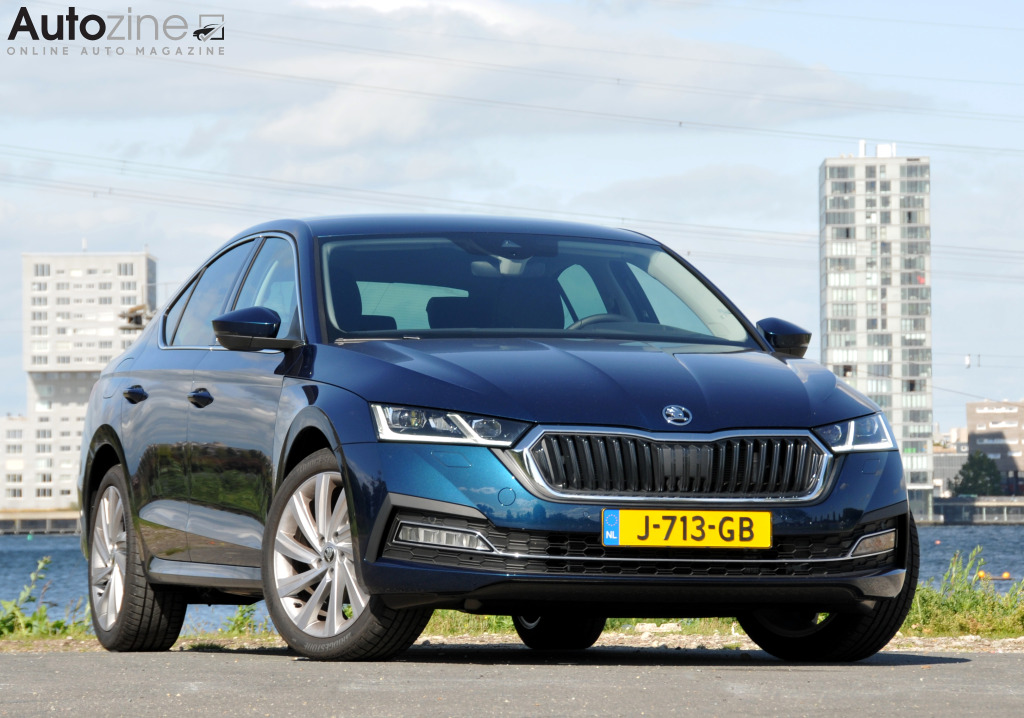 Skoda Octavia (Driekwart voor)
