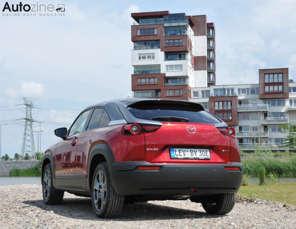 Mazda MX-30 (Schuin achter)