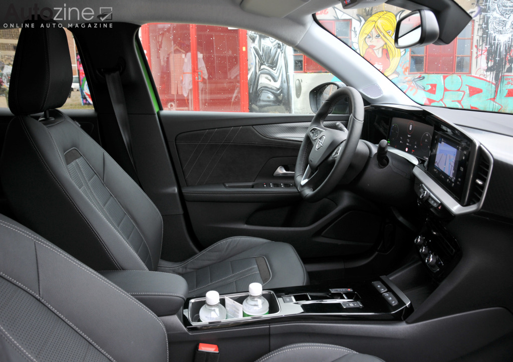 Opel Mokka-e (Interieur doorkijk)