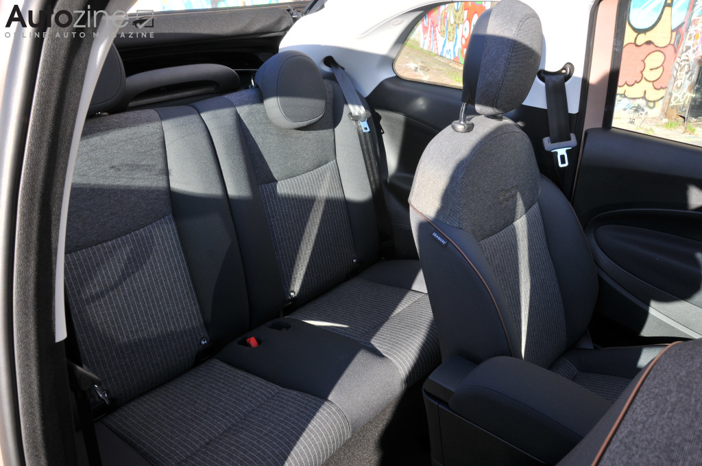 Fiat 500 Electric (Achterin)