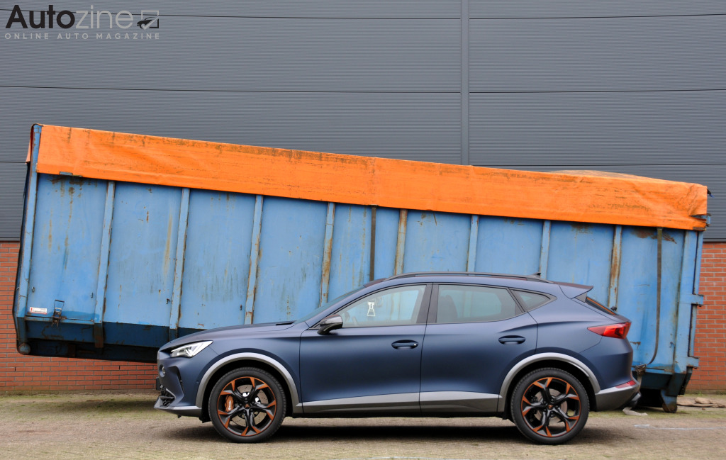 Cupra Formentor (Zijkant)