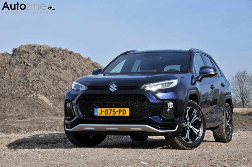 Suzuki Across (Driekwart voor)