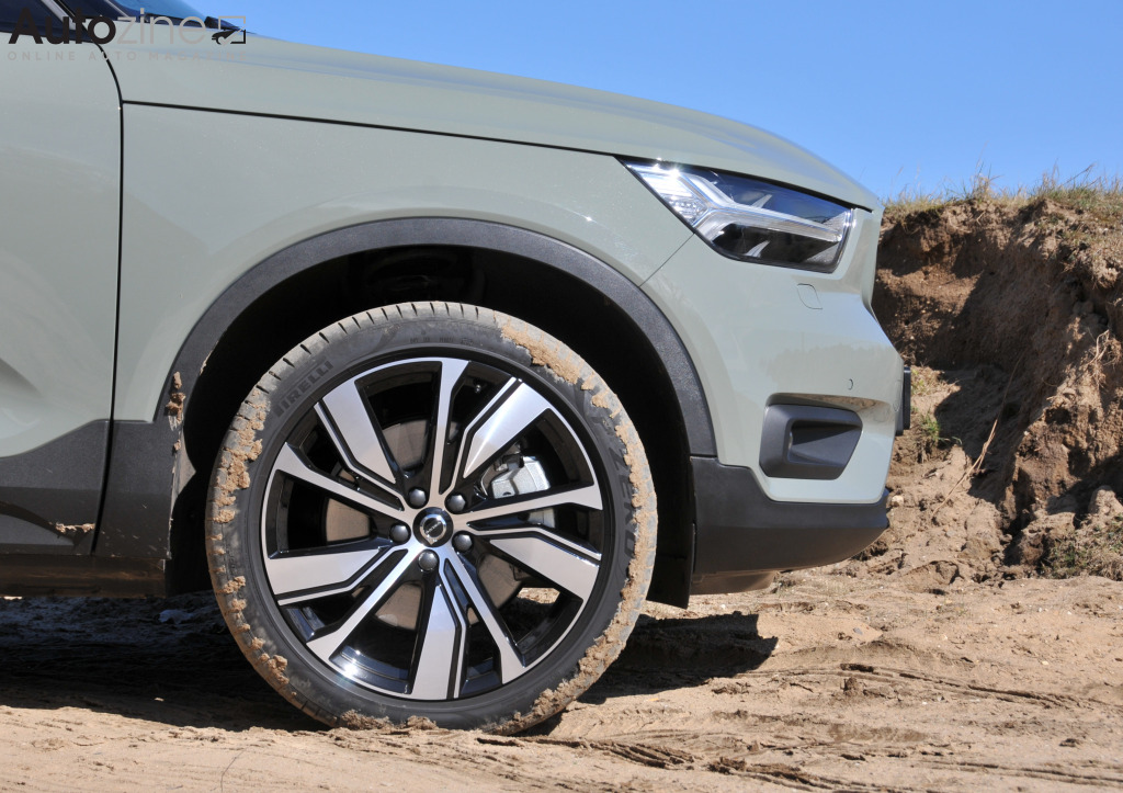 Volvo XC40 Recharge (Wiel)