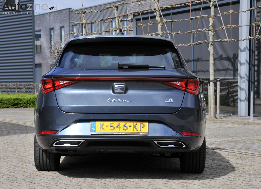 Seat Leon e-Hybrid (Recht achter)