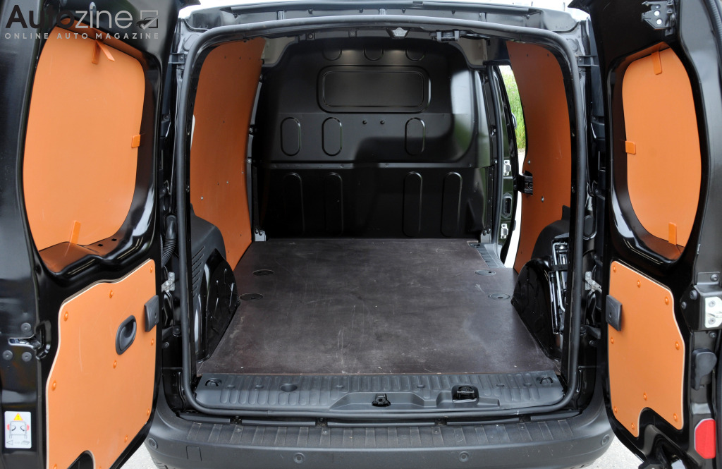 Nissan NV250 (Laadruimte)