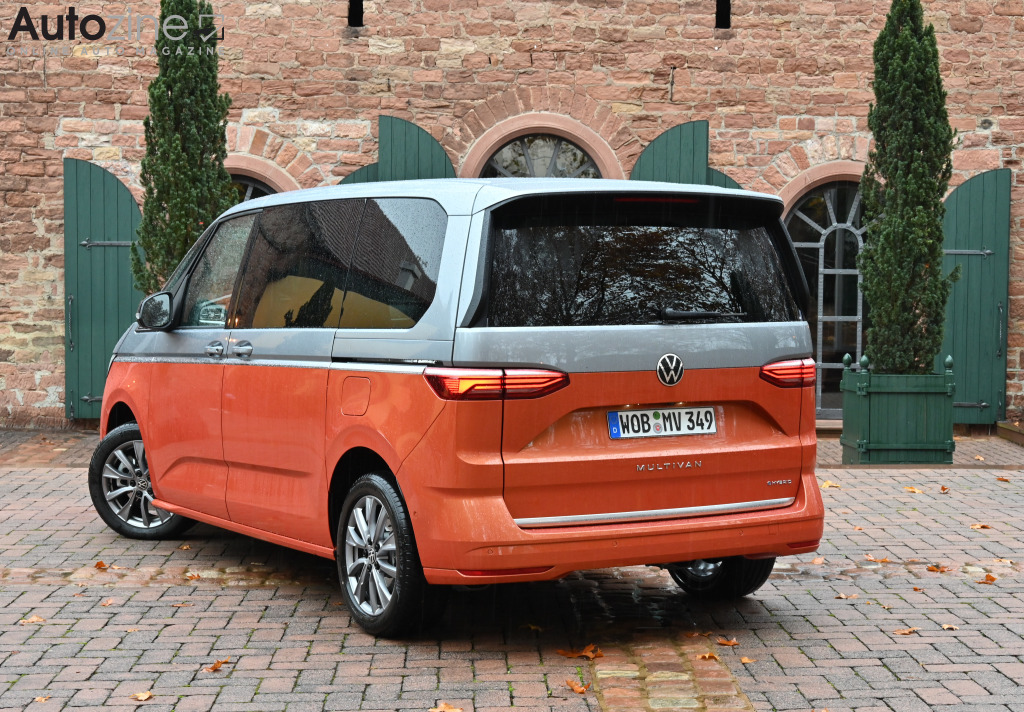 Volkswagen Multivan (Driekwart achter)