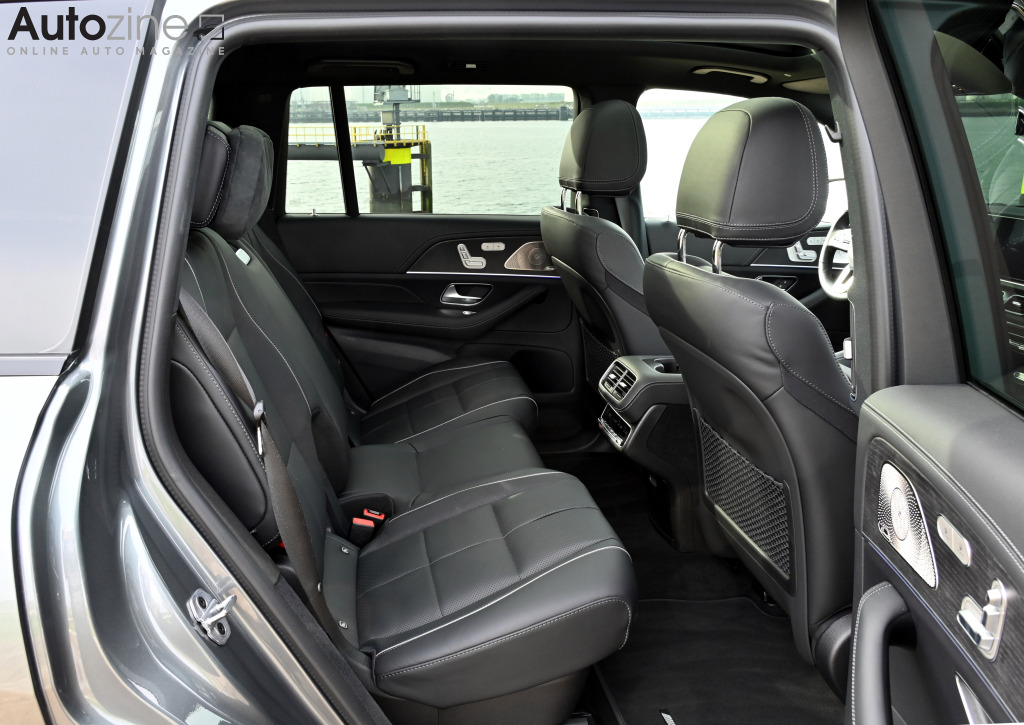 Mercedes-Benz GLS (Achterin)