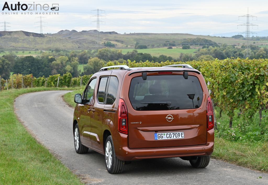 Opel Combo-e Life (Schuin achter)