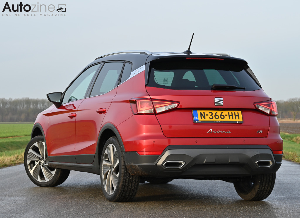 Seat Arona (Driekwart achter)