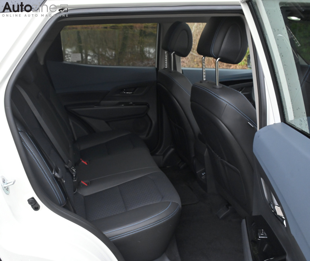 SsangYong Korando e-Motion (Achterin)