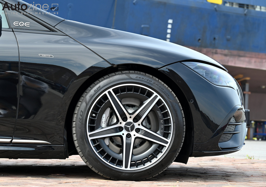 Mercedes-AMG EQE 43 (Wiel)