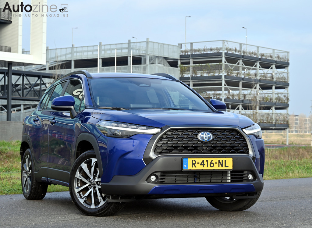 Toyota Corolla Cross (Driekwart voor)