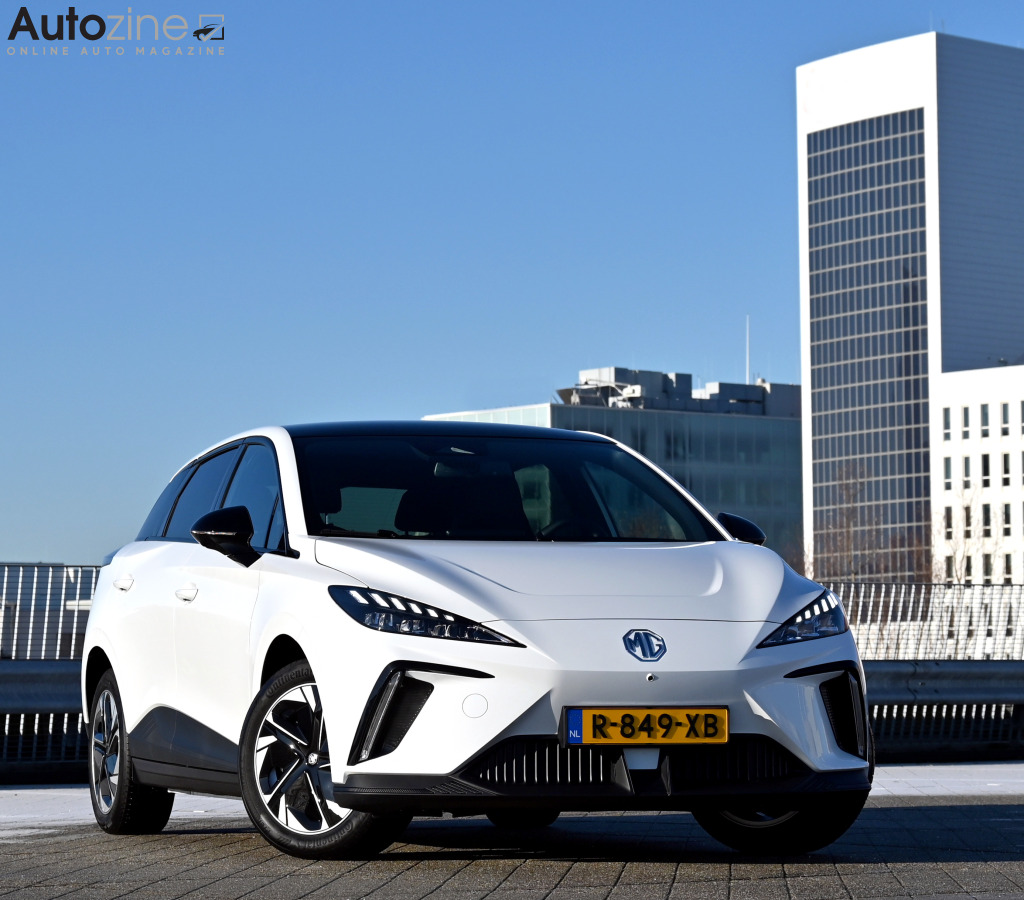 MG 4 (Driekwart voor)