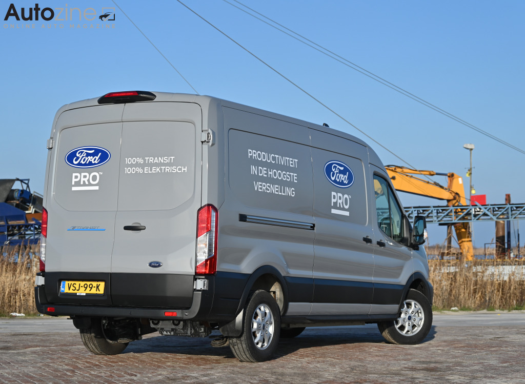 Ford E-Transit (Driekwart achter)
