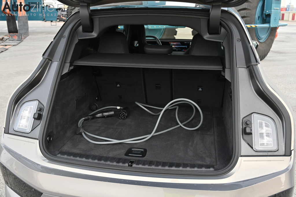 BMW iX (Bagageruimte)