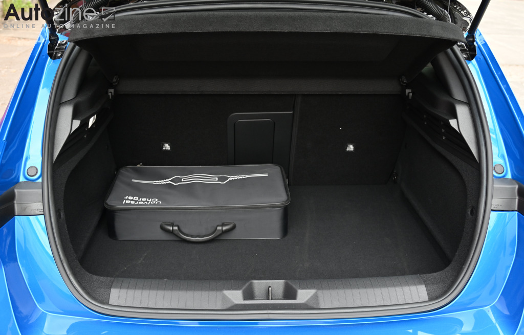 Opel Astra Electric (Bagageruimte)