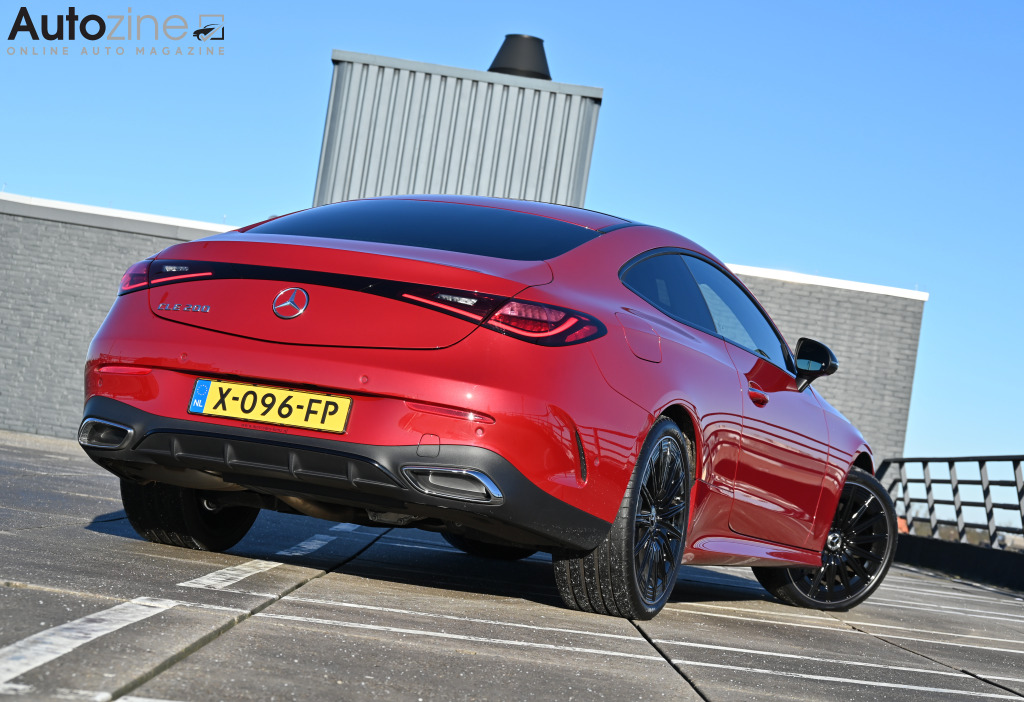 Mercedes-Benz CLE Coupe (Driekwart achter)