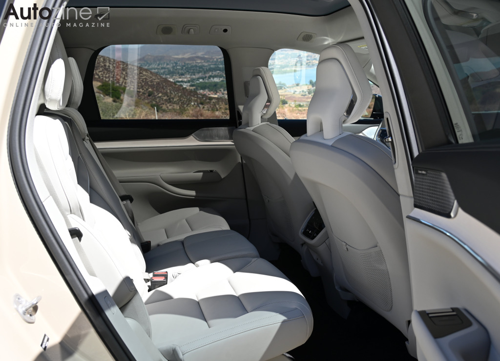 Volvo EX90 (Achterin)