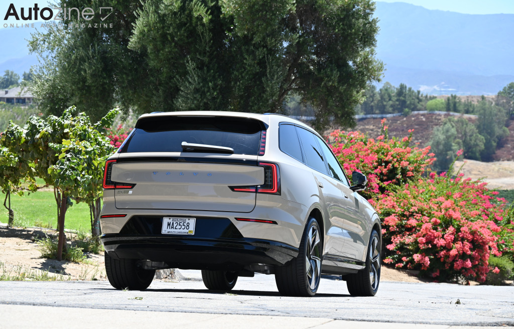 Volvo EX90 (Schuin achter)