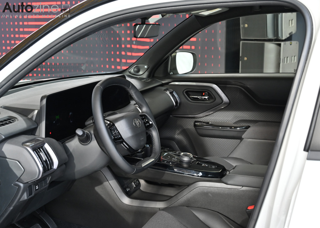 Toyota Kenshiki 2025 (Toyota Urban Cruiser interieur)