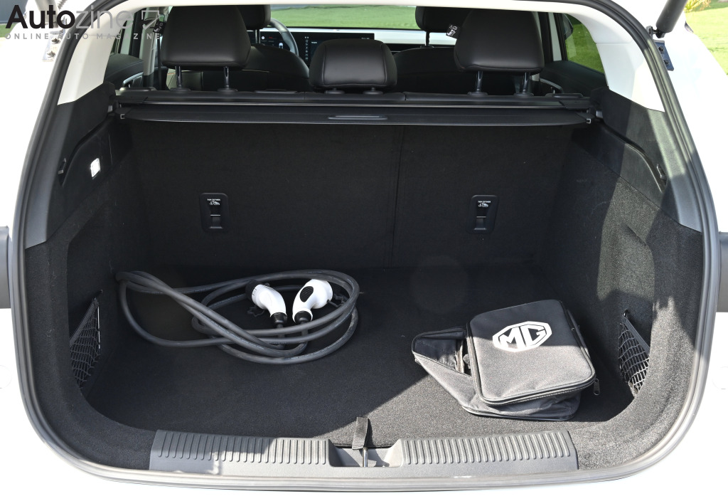 MG HS (Bagageruimte)