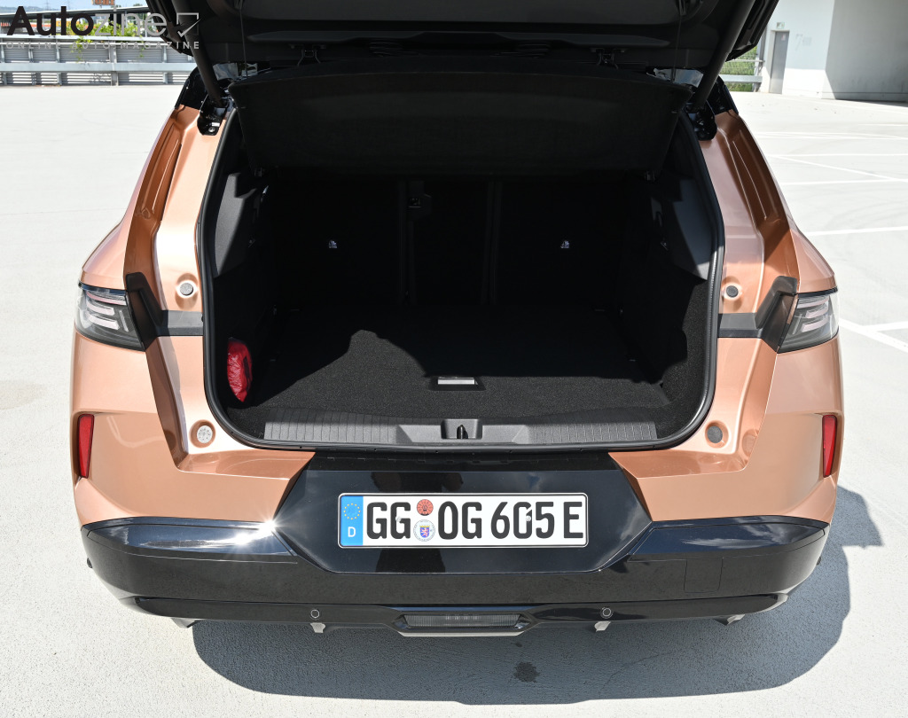 Opel Grandland (Achterin)