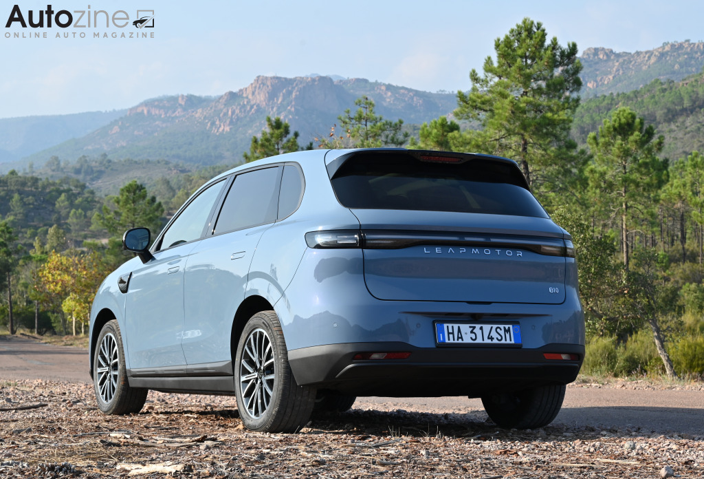 Leapmotor B10 (Schuin achter)