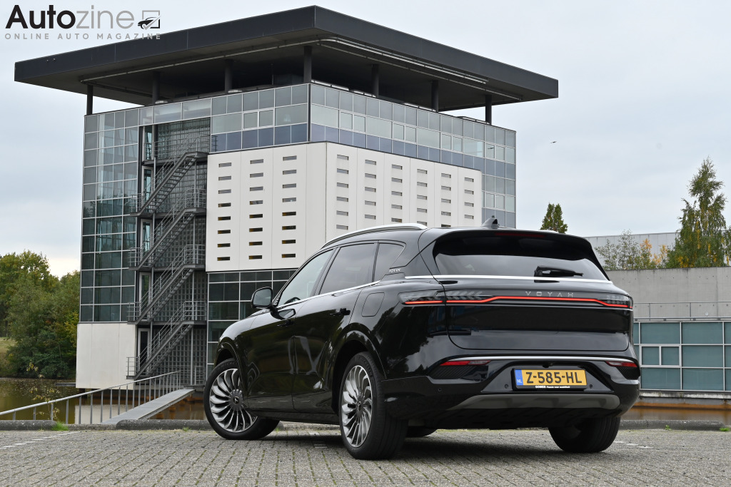 Voyah Free (Driekwart achter)