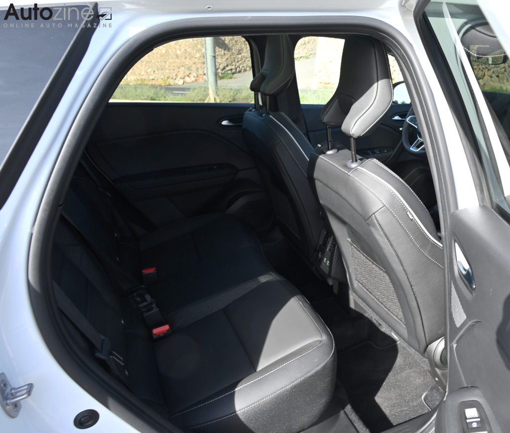 Mitsubishi Grandis (Achterin)