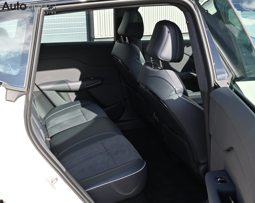 Voyah Courage (Achterin)