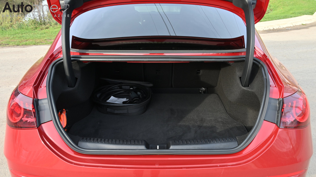 Mercedes-Benz CLA (Bagageruimte)