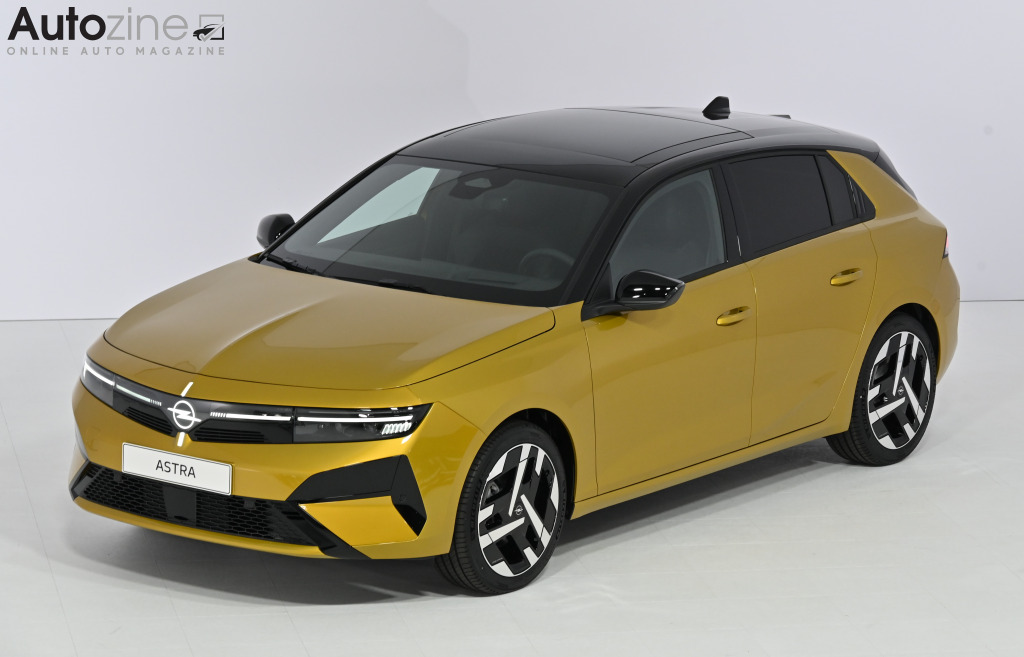 Opel Astra (Schuin voor)