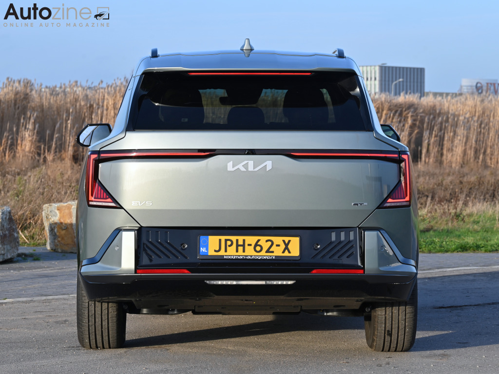 Kia EV5 (Recht achter)