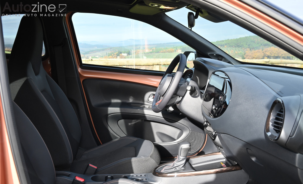 Toyota Aygo X (Interieur doorkijk)