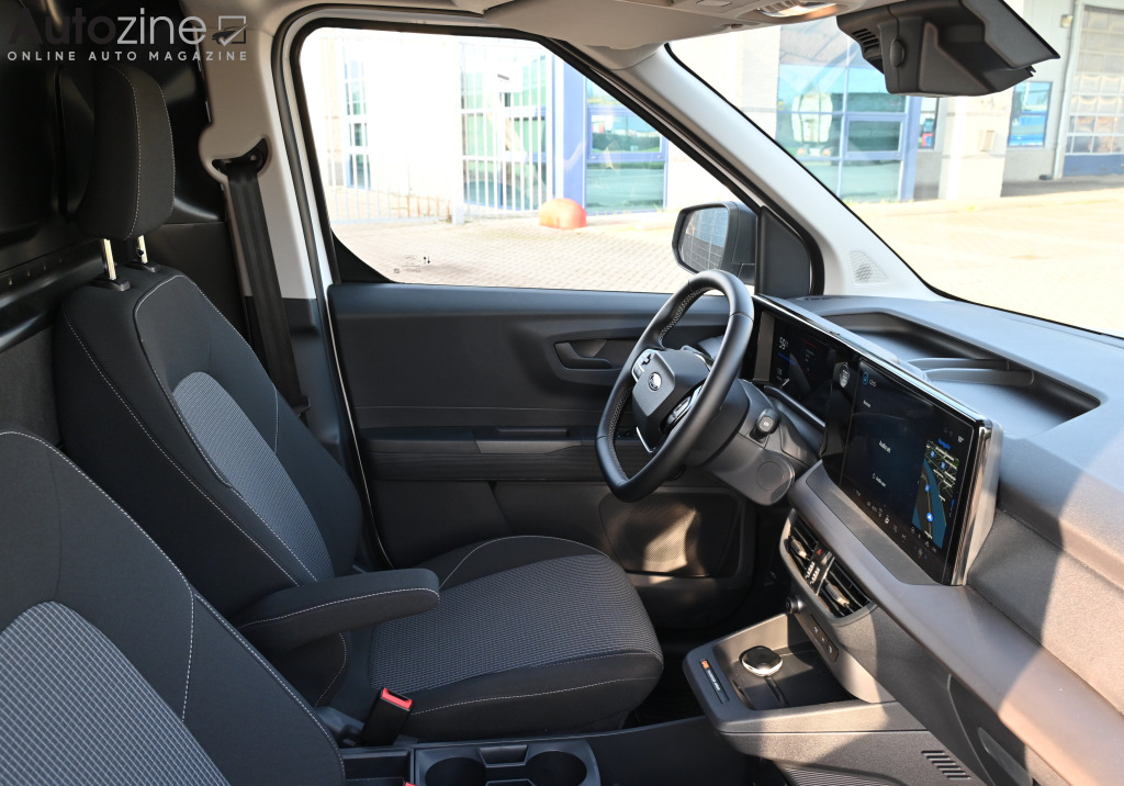 Ford Transit Courier (Interieur doorkijk)
