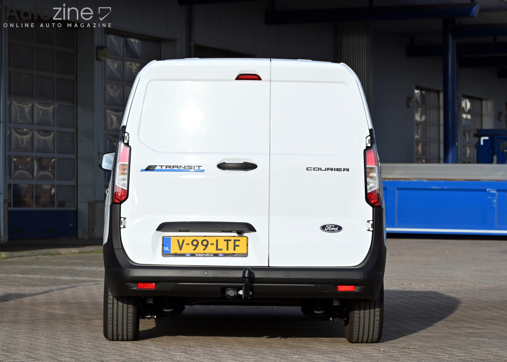 Ford Transit Courier (Recht achter)