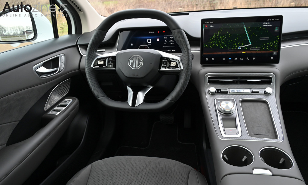 MG S6 (Interieur)
