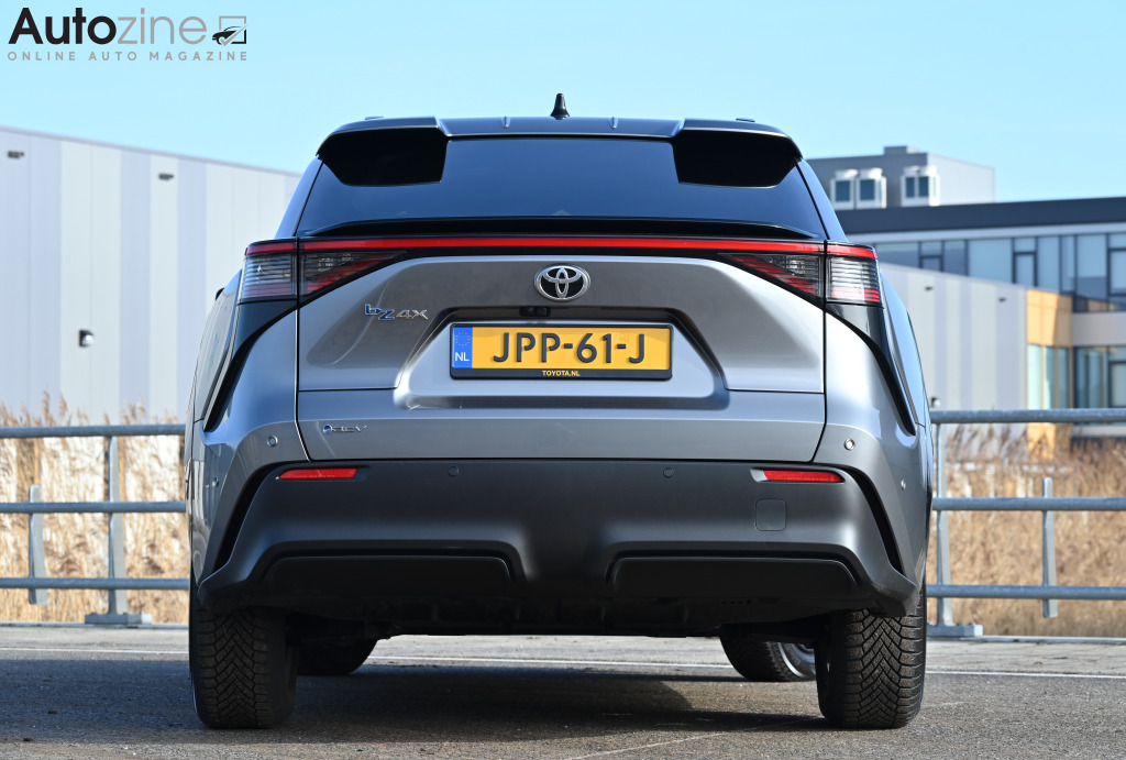 Toyota bZ4X (Recht achter)