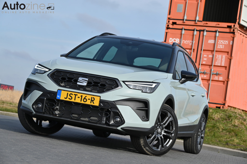 Seat Arona (Driekwart voor)